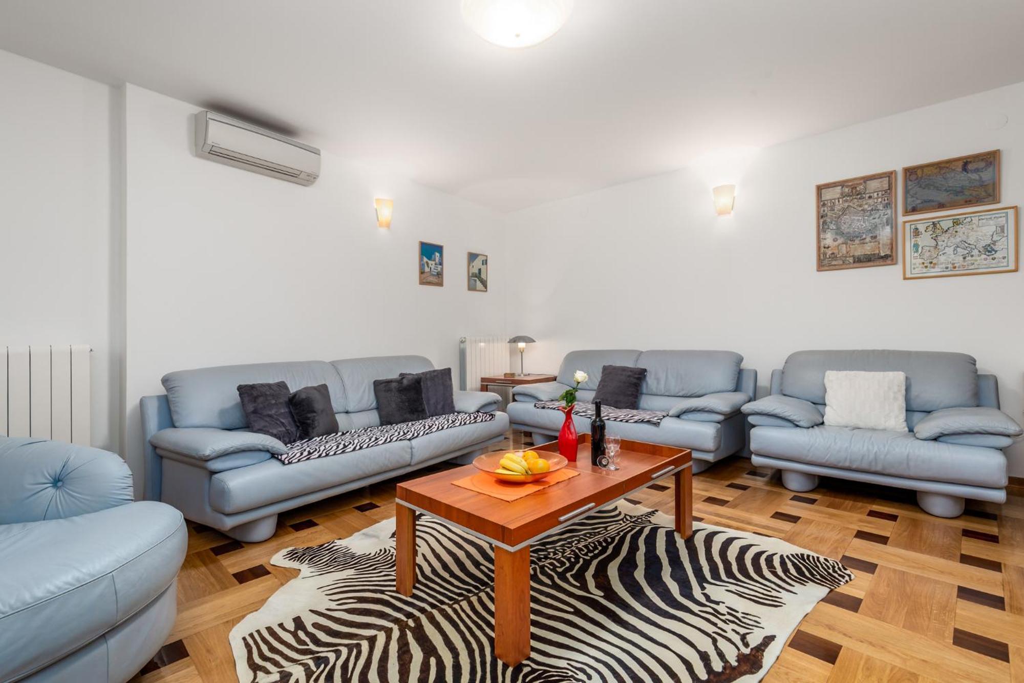 Lux Apartment
